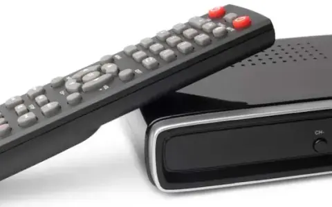 Podłącz dekoder DVB-T2 do starego TV bez HDMI? To prostsze niż myślisz!