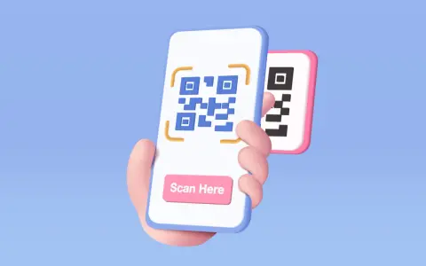 Dłoń trzyma smartfon z kodem QR i przyciskiem "Scan Here". Dowiedz się, jak zeskanować kod QR ze zdjęcia.