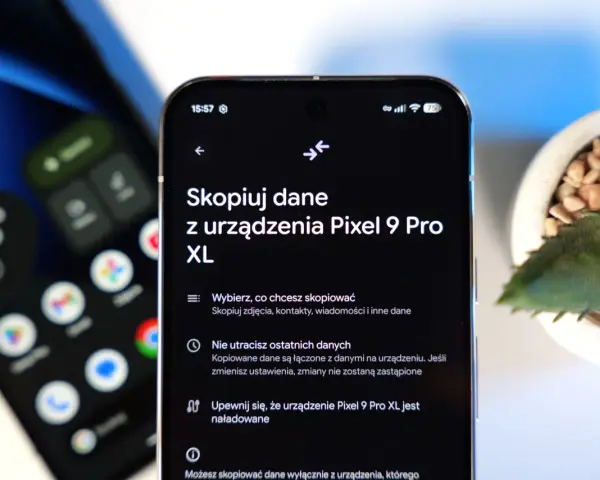 Jak przenieść dane z telefonu na telefon Android? Ekran telefonu Pixel 9 Pro XL pokazuje opcje kopiowania danych, zdjęć i kontaktów.