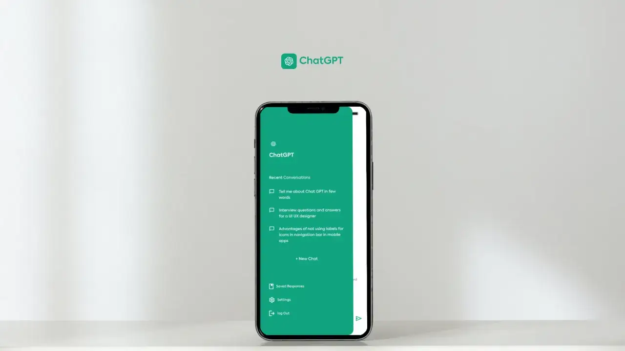 Nowoczesna aplikacja ChatGPT na smartfonie, z widocznymi ostatnimi rozmowami i opcjami.