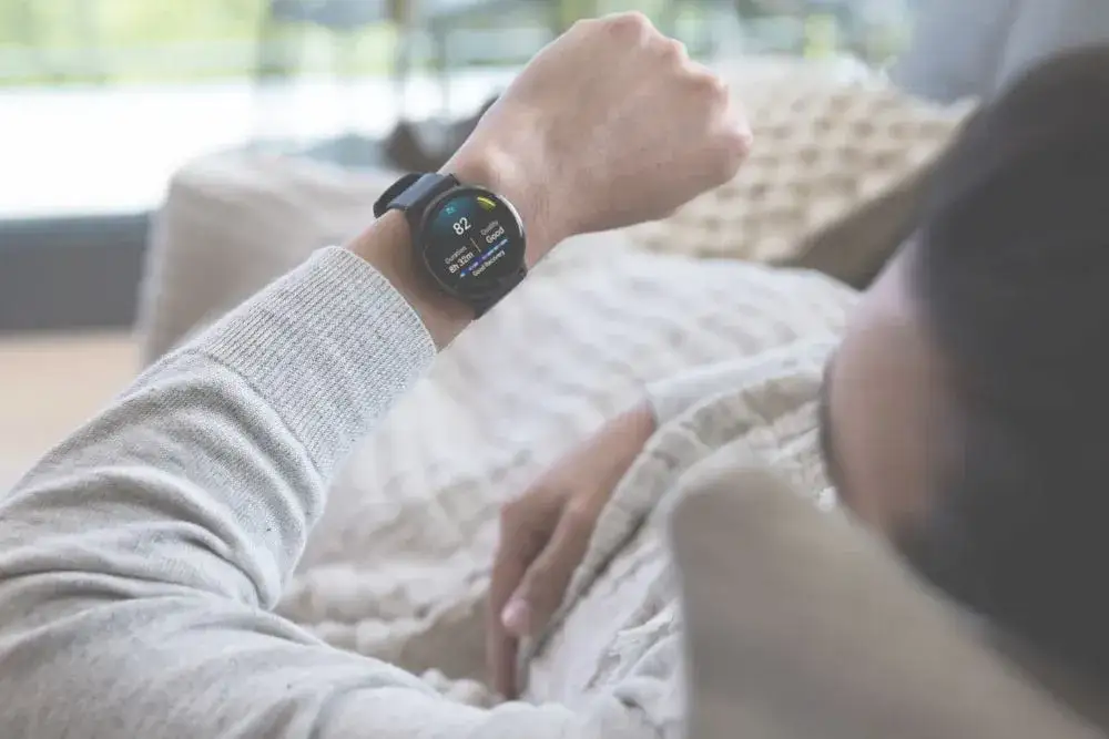 porównanie interfejsów monitorowania snu smartwatch