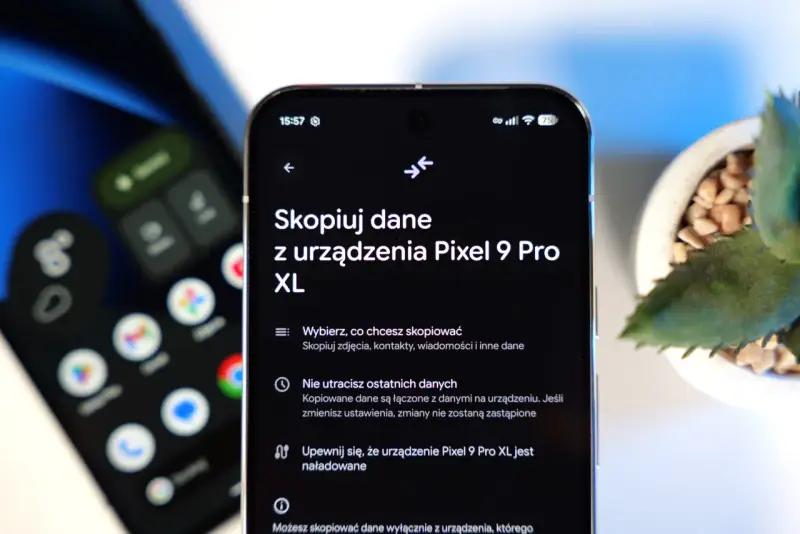 Jak przenieść dane z telefonu na telefon Android? Ekran telefonu Pixel 9 Pro XL pokazuje opcje kopiowania danych, zdjęć i kontaktów.